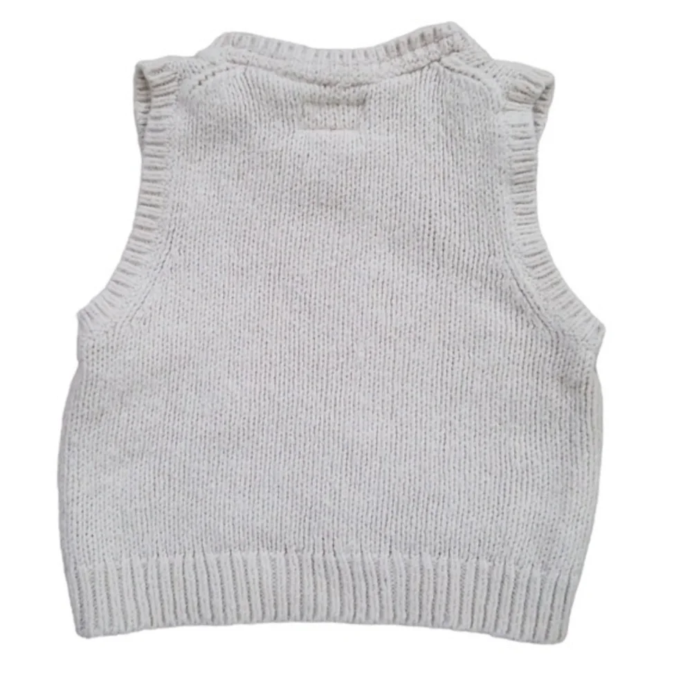 OshKosh B'gosh‎ Kid's Cream Cable Knit Sweater Vest Sz. 12M